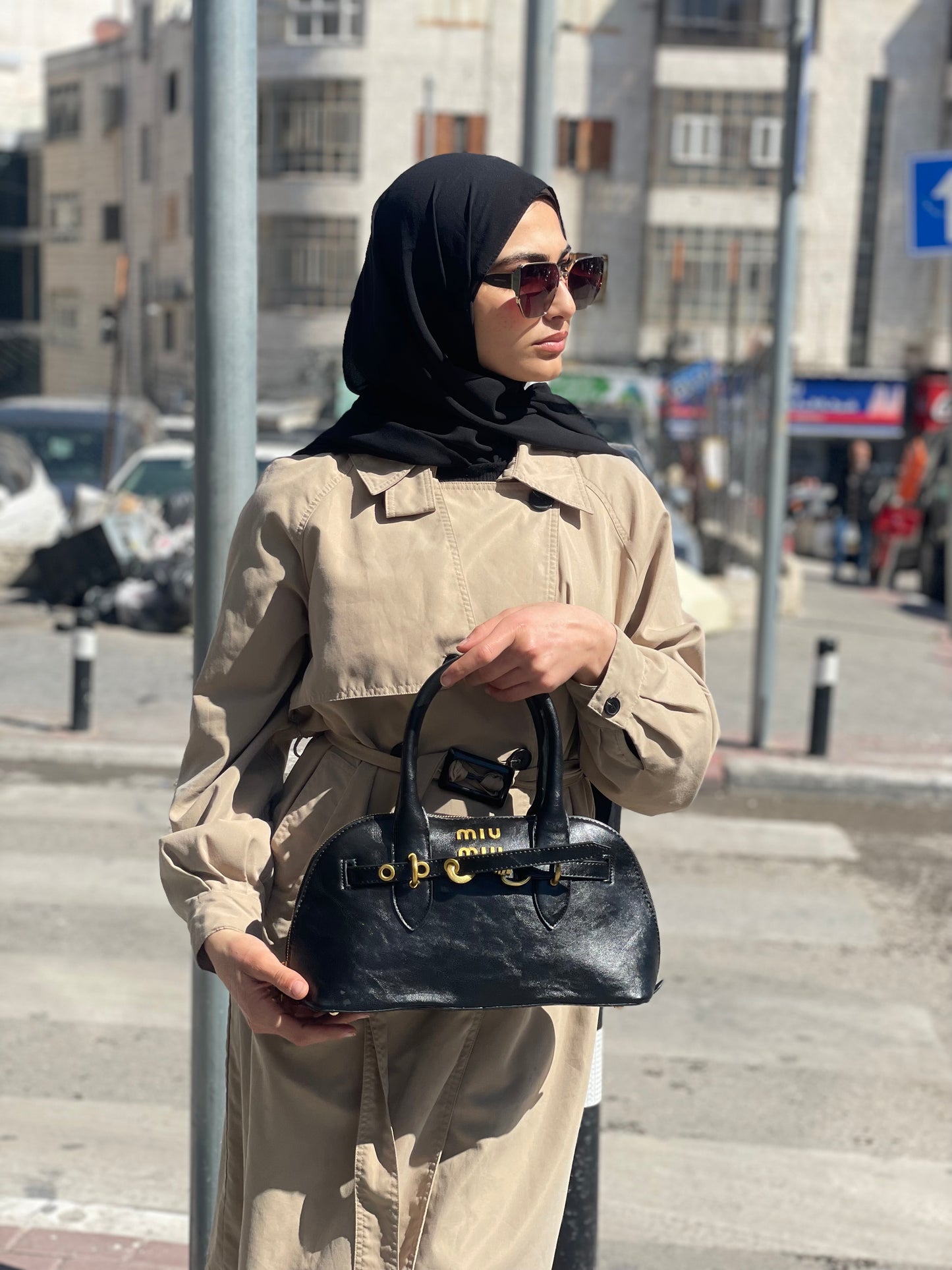 شنطة من MIU MIU