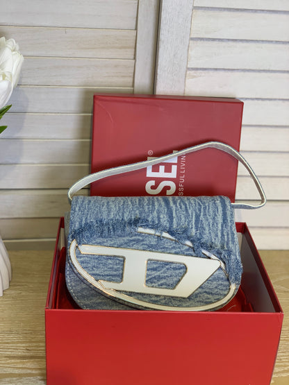 Diesel jeans in white with box