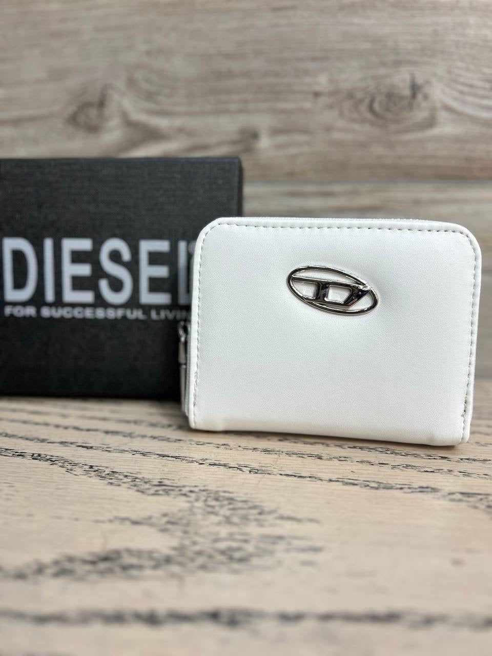 Diesel wallet white