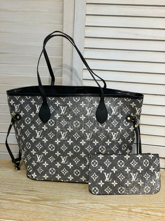 Louis Vuitton Size for large